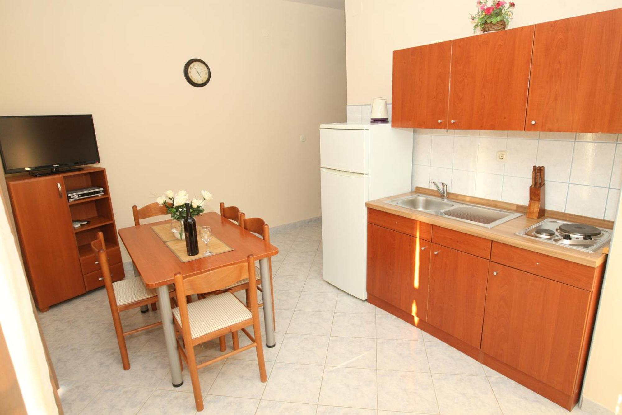 Sea View Apartments Nina Врси Номер фото